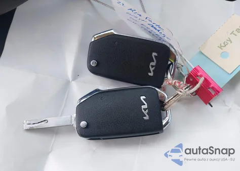 2022 Kia Forte Lxs z USA, uszkodzony, nr VIN 3KPF24AD2NE500429